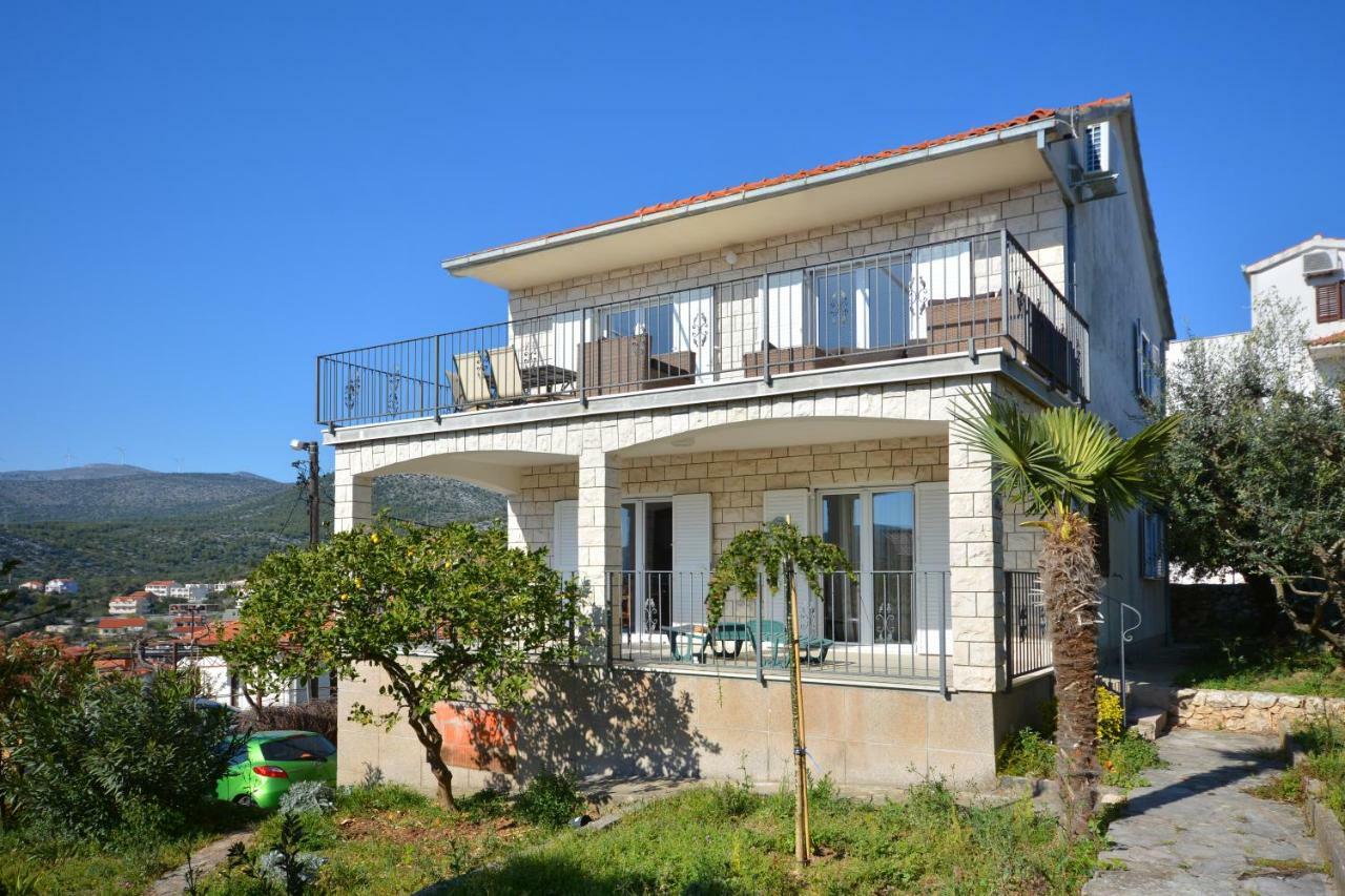Apartment Reljic Seget Vranjica Exterior foto